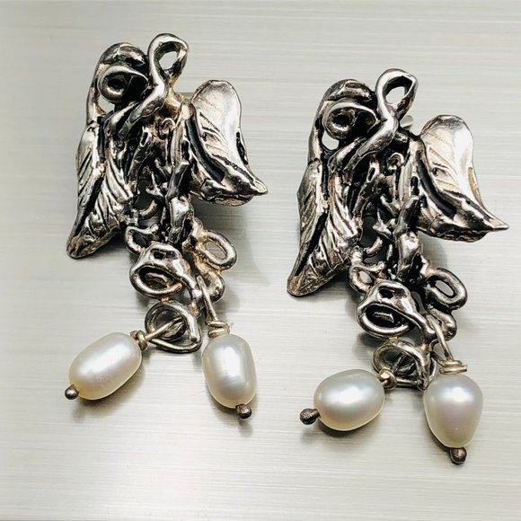 Artisan Sterling Silver Pearl Earrings & Cluster Pearl Ring Size 5 - 18.2 Grams - Picture 4 of 16